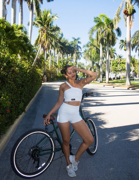 Still Chasing the UV Index? Here’s Why That’s a Bad Idea (and a Better Glow Hack)